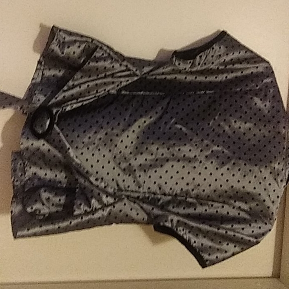 To big - Picture 2 of 2